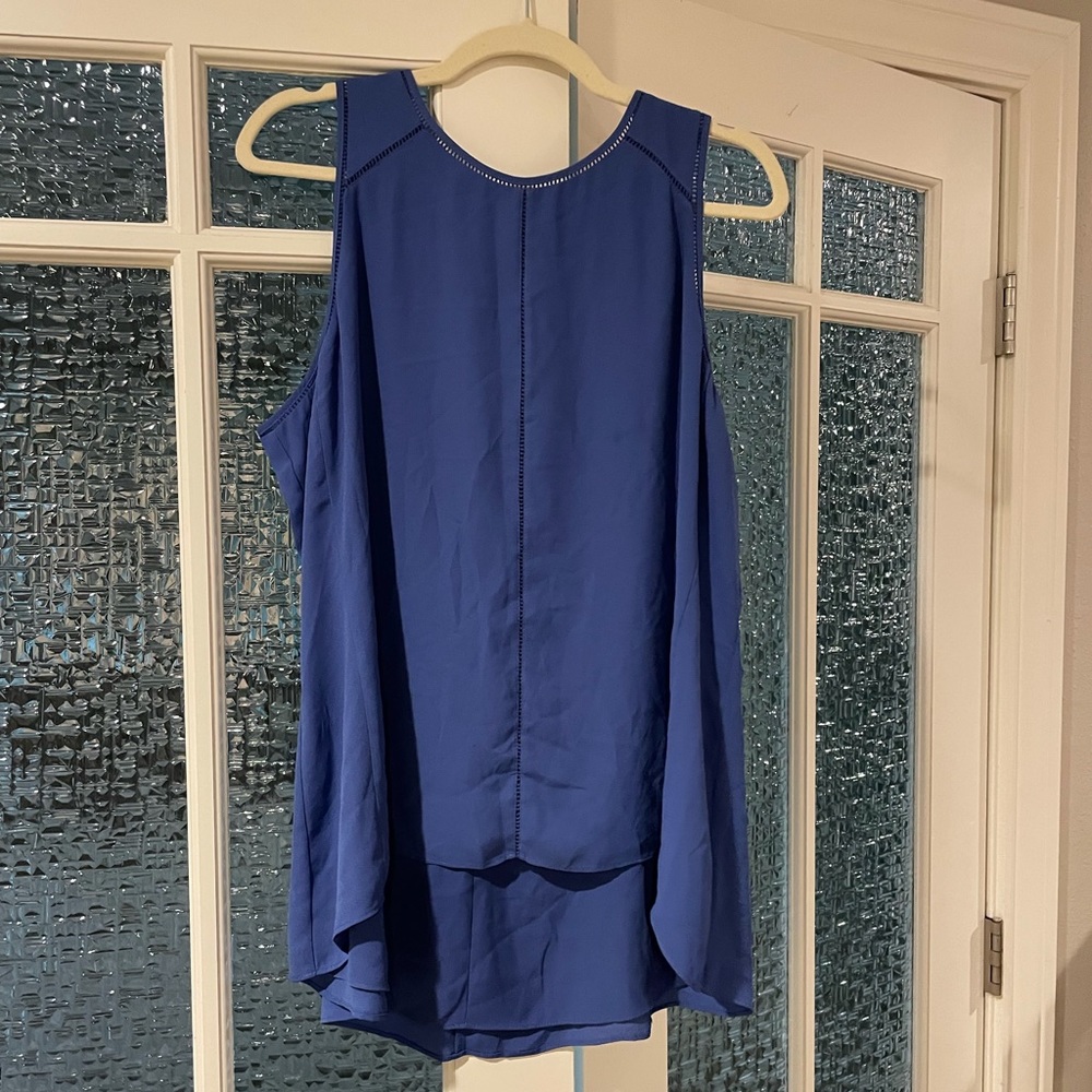 White Hiuse Black Market Blue Sleeveless Top